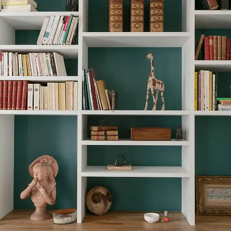 The Refined Parisian Apartman *