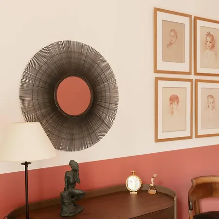 The Refined Parisian Paříž