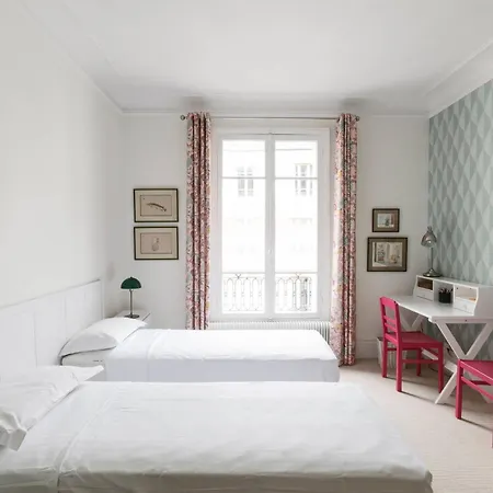 The Refined Parisian * Paříž